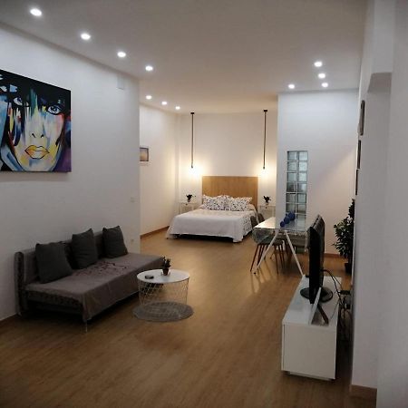 Apartamento Luna De Noviembre มาลากา ภายนอก รูปภาพ