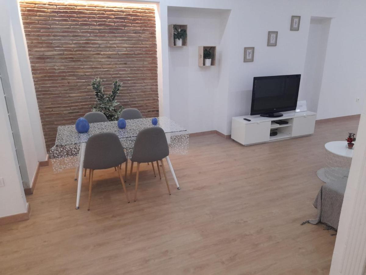 Apartamento Luna De Noviembre มาลากา ภายนอก รูปภาพ